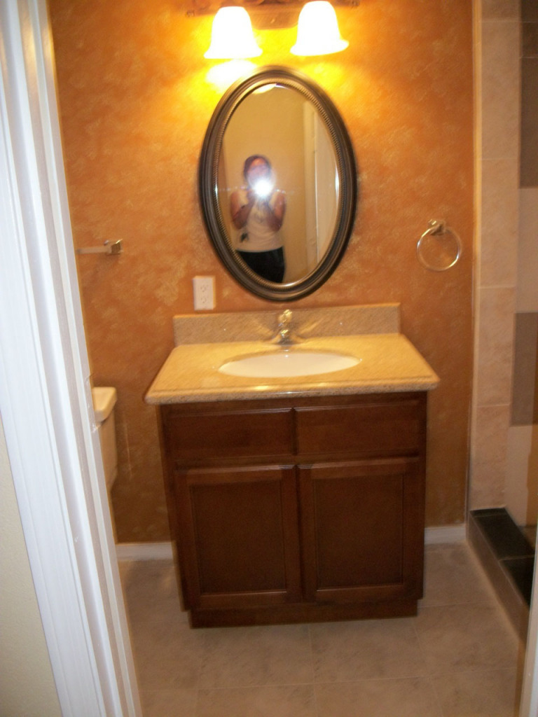3019 West Bethany Home Road Phoenix, AZ 85017 - Photo 10 of 12 Bath 2