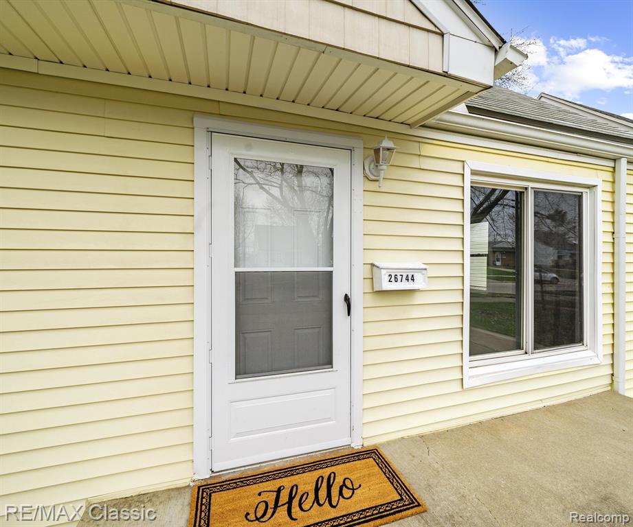 26744 Oakland Street Inkster, MI 48141 - Photo 4 of 39