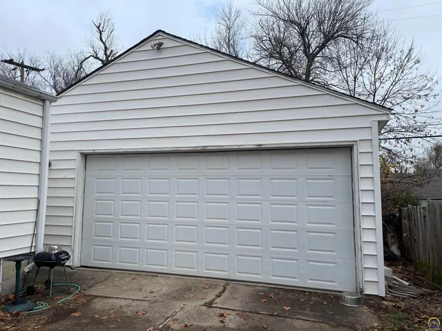 $89,999 | 1906 Southeast Illinois Avenue, Topeka, KS 66607