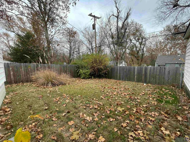 $89,999 | 1906 Southeast Illinois Avenue, Topeka, KS 66607