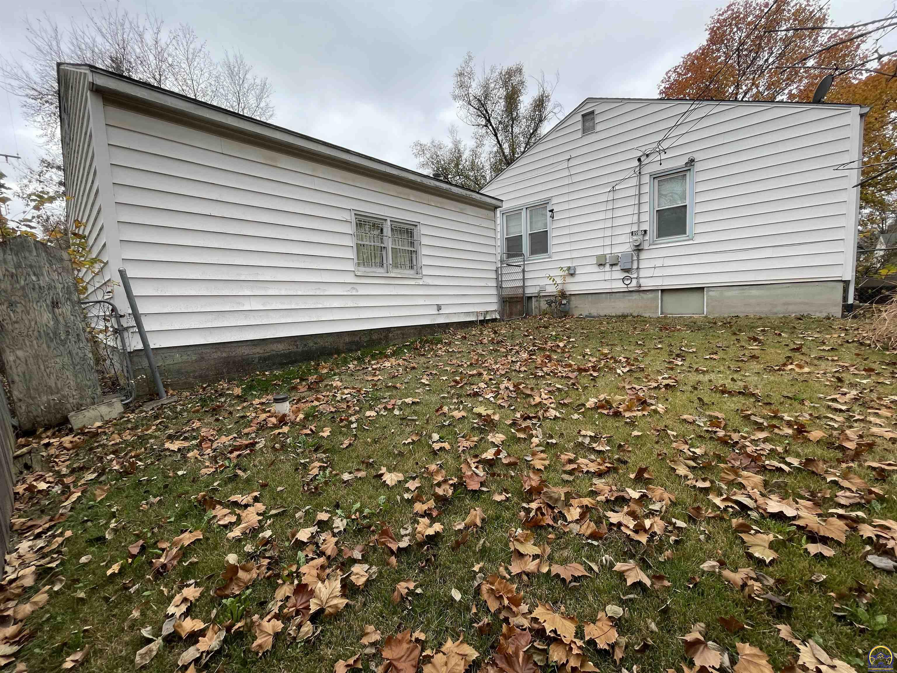 1906 Southeast Illinois Avenue Topeka, KS 66607 - Photo 24 of 26