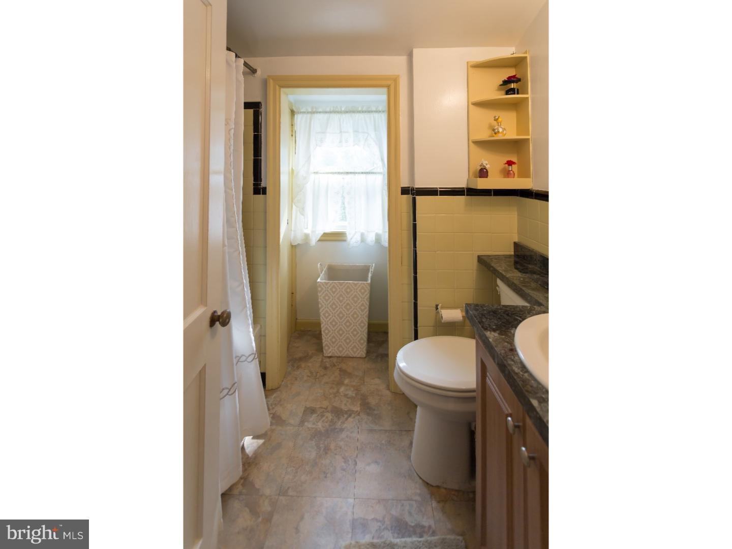 483 Granite Terrace Springfield, PA 19064 - Photo 11 of 20 Bathroom