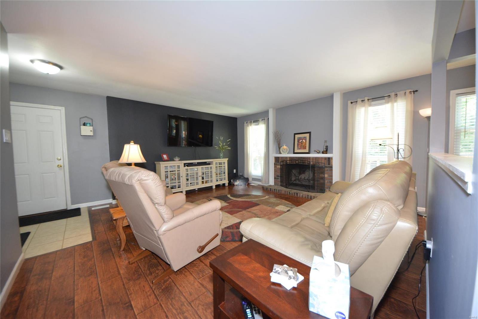 3 Mill Side Court St. Peters, MO 63376 - Photo 4 of 33