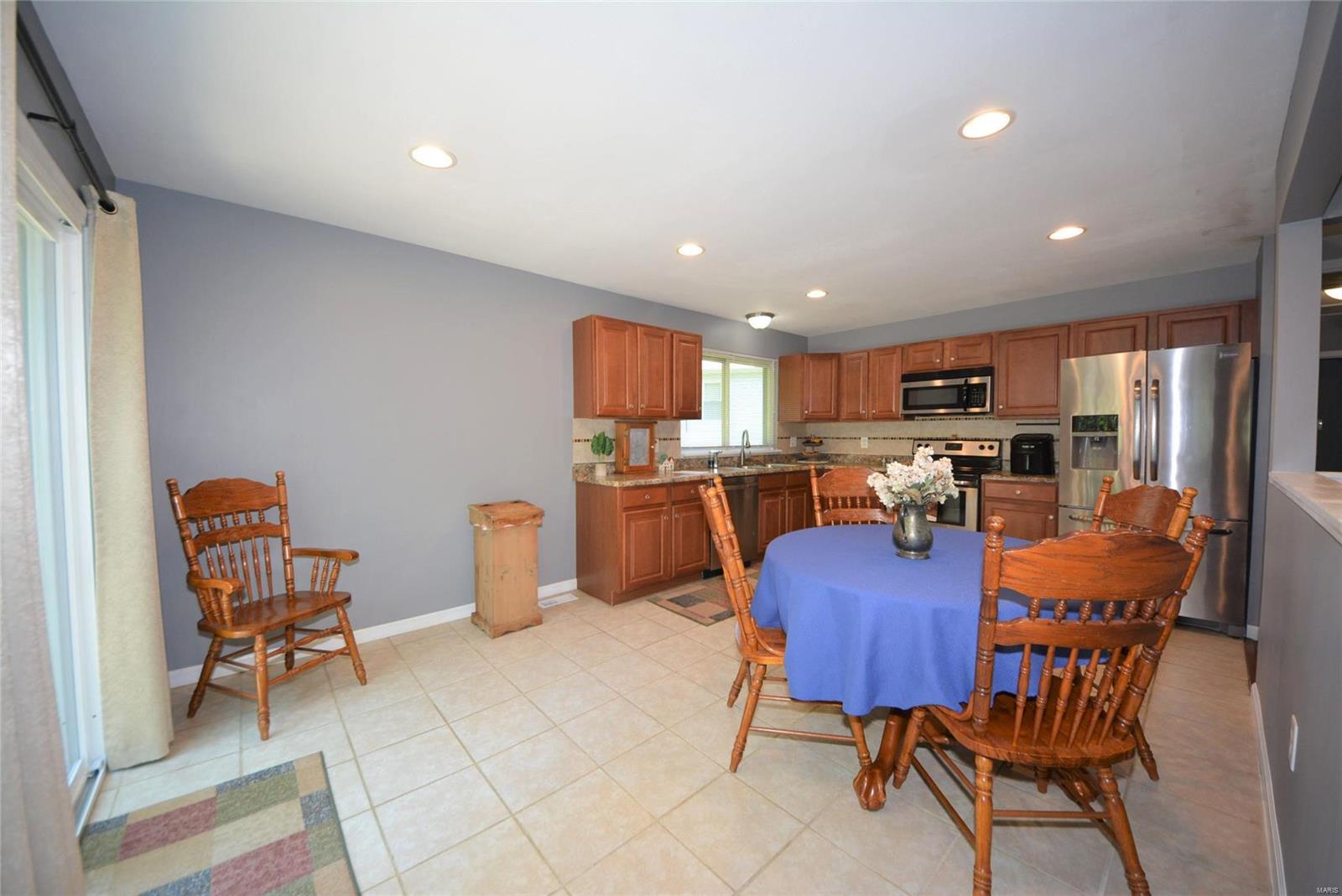 3 Mill Side Court St. Peters, MO 63376 - Photo 7 of 33