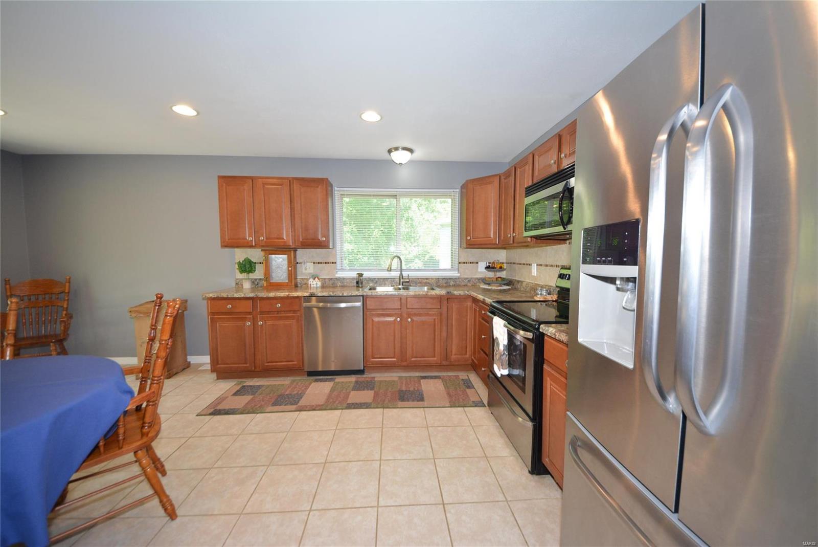 3 Mill Side Court St. Peters, MO 63376 - Photo 9 of 33