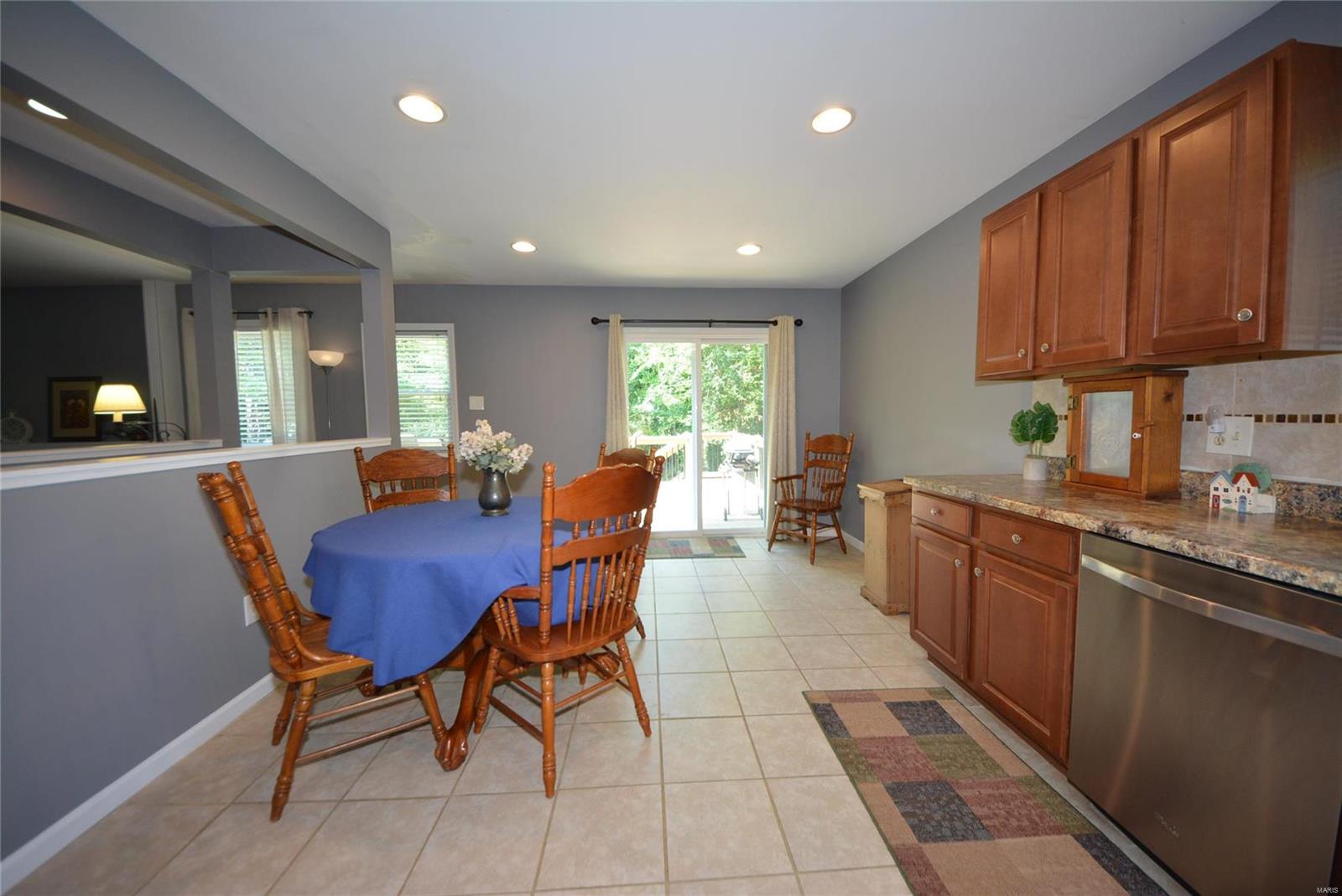 3 Mill Side Court St. Peters, MO 63376 - Photo 10 of 33