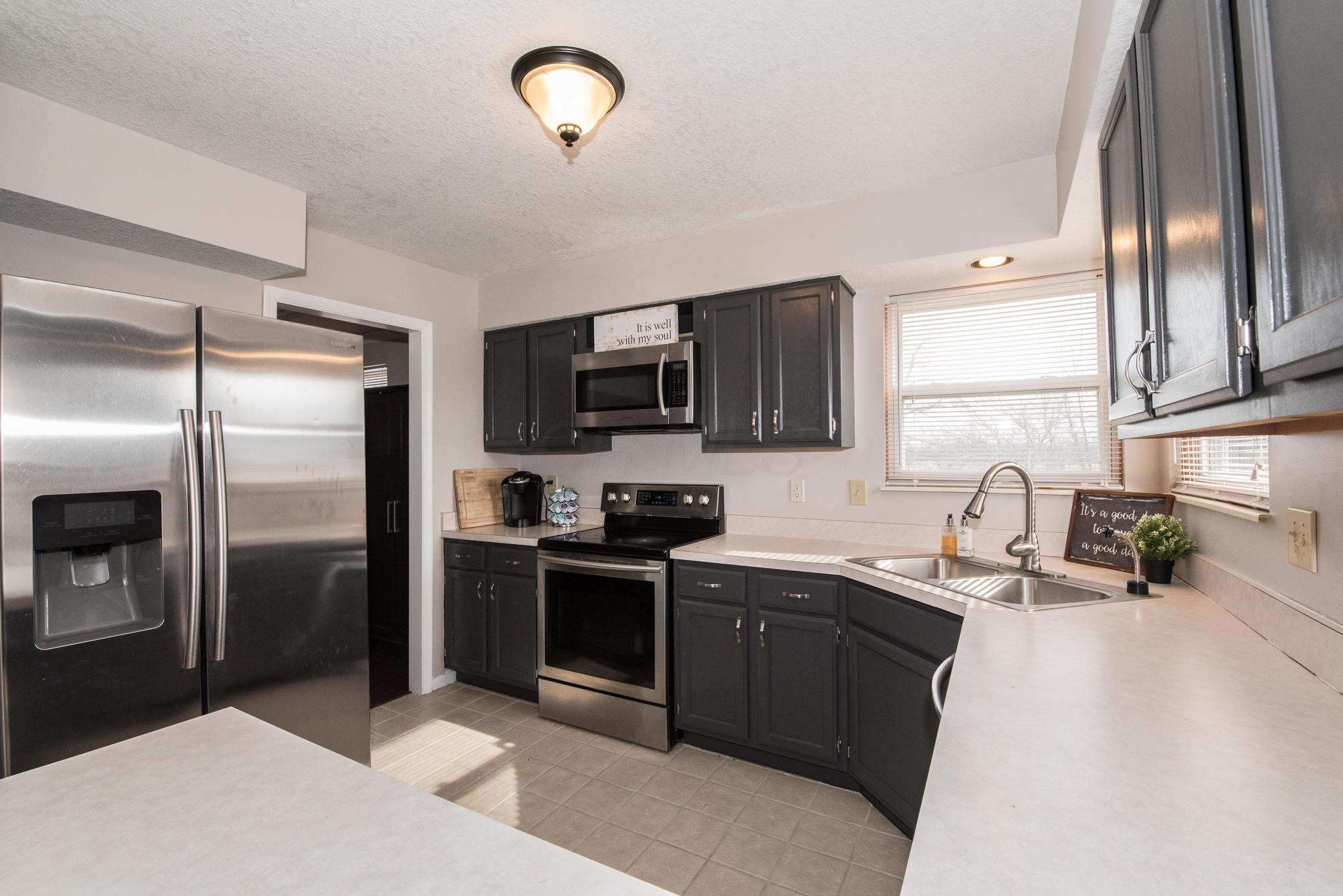16195 London Road Orient, OH 43146 - Photo 11 of 42 Gallery Image 11