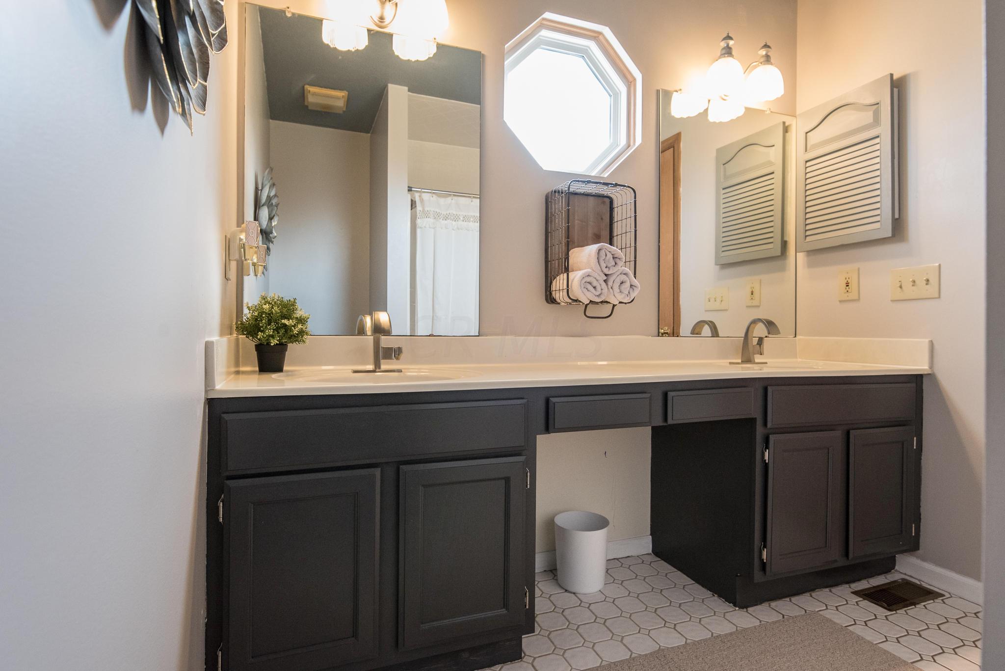 16195 London Road Orient, OH 43146 - Photo 24 of 42 Gallery Image 24