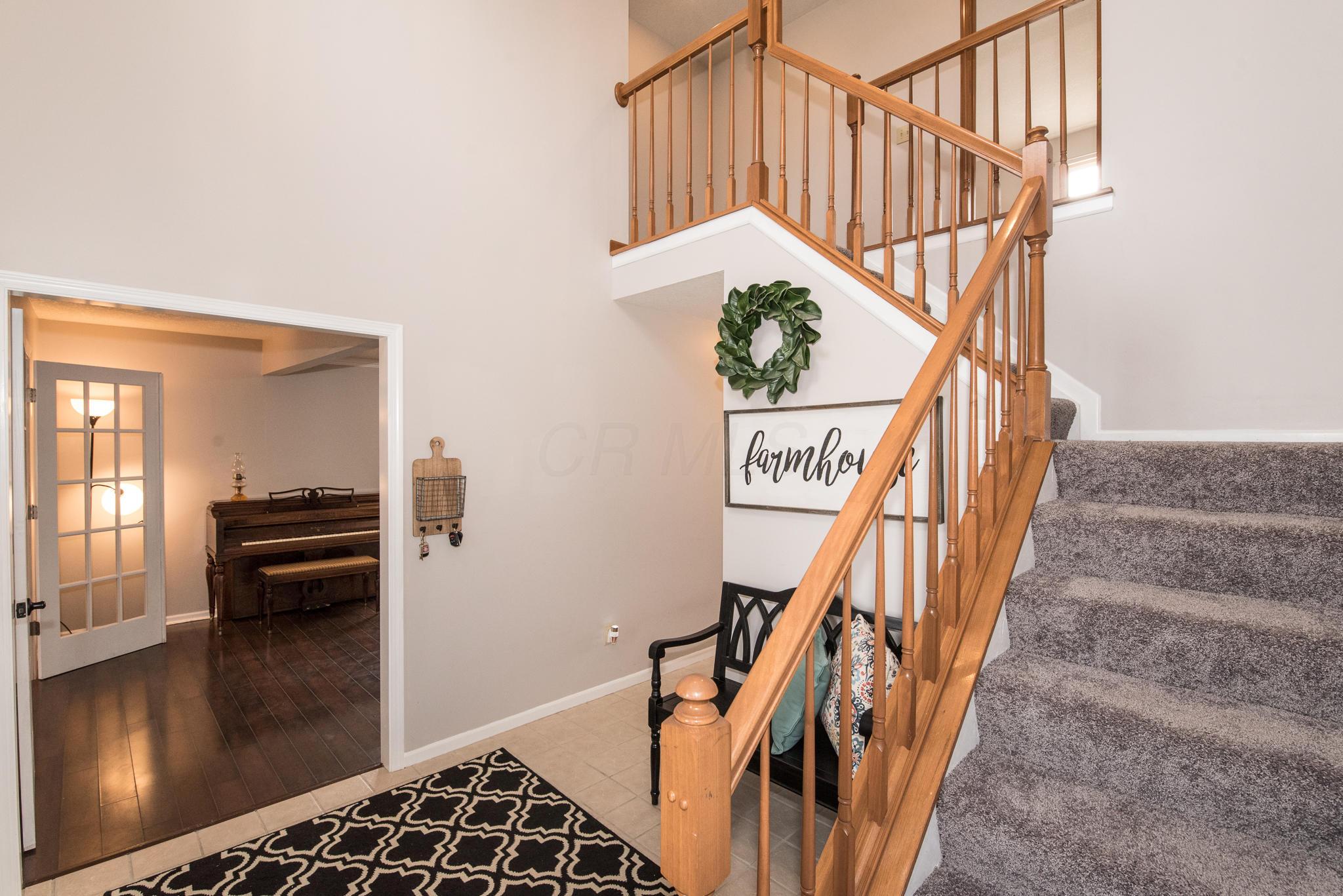 16195 London Road Orient, OH 43146 - Photo 4 of 42 Gallery Image 4