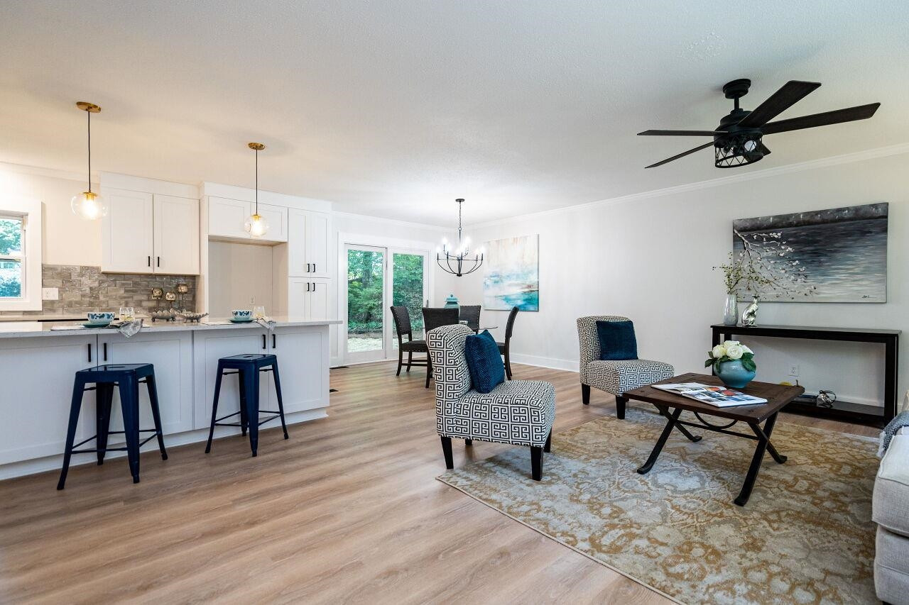917 Hemingway Drive Raleigh, NC 27609 - Photo 3 of 25 Photo 3