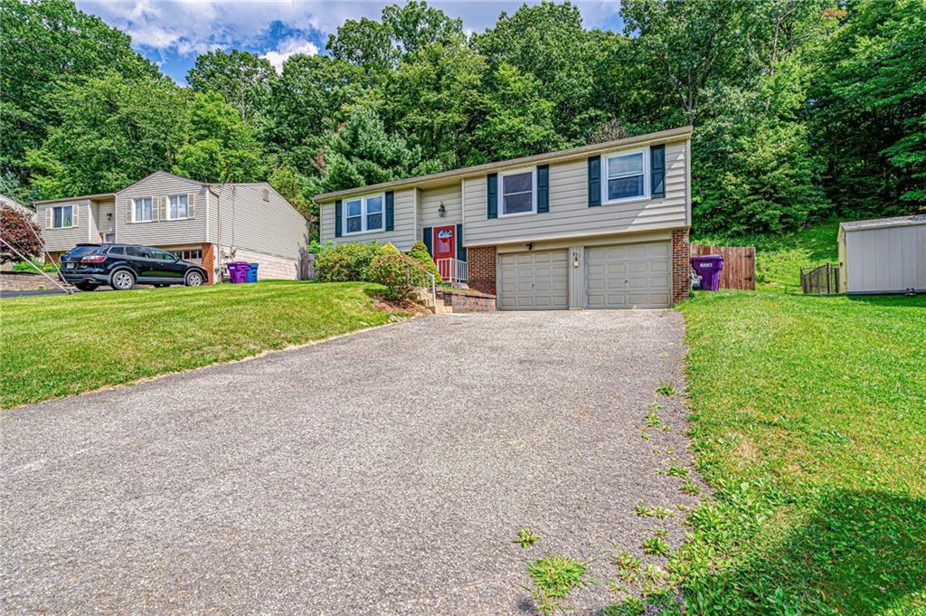477 Tivoli Road Pittsburgh, PA 15239 - Photo 2 of 33 Gallery Image 2