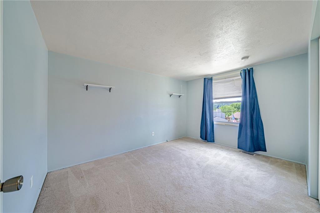 477 Tivoli Road Pittsburgh, PA 15239 - Photo 22 of 33 Gallery Image 22