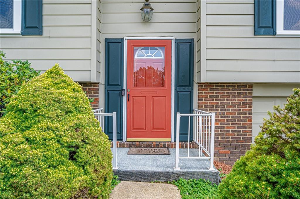 477 Tivoli Road Pittsburgh, PA 15239 - Photo 6 of 33 Gallery Image 6