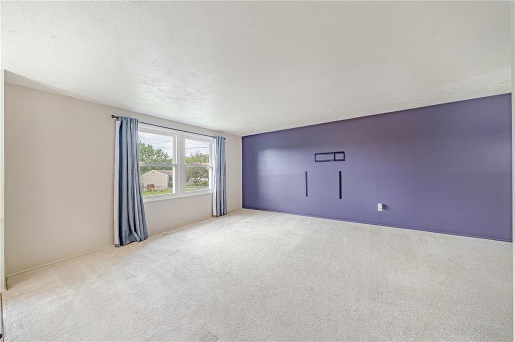 477 Tivoli Road Pittsburgh, PA 15239 - Photo 8 of 33 Gallery Image 8