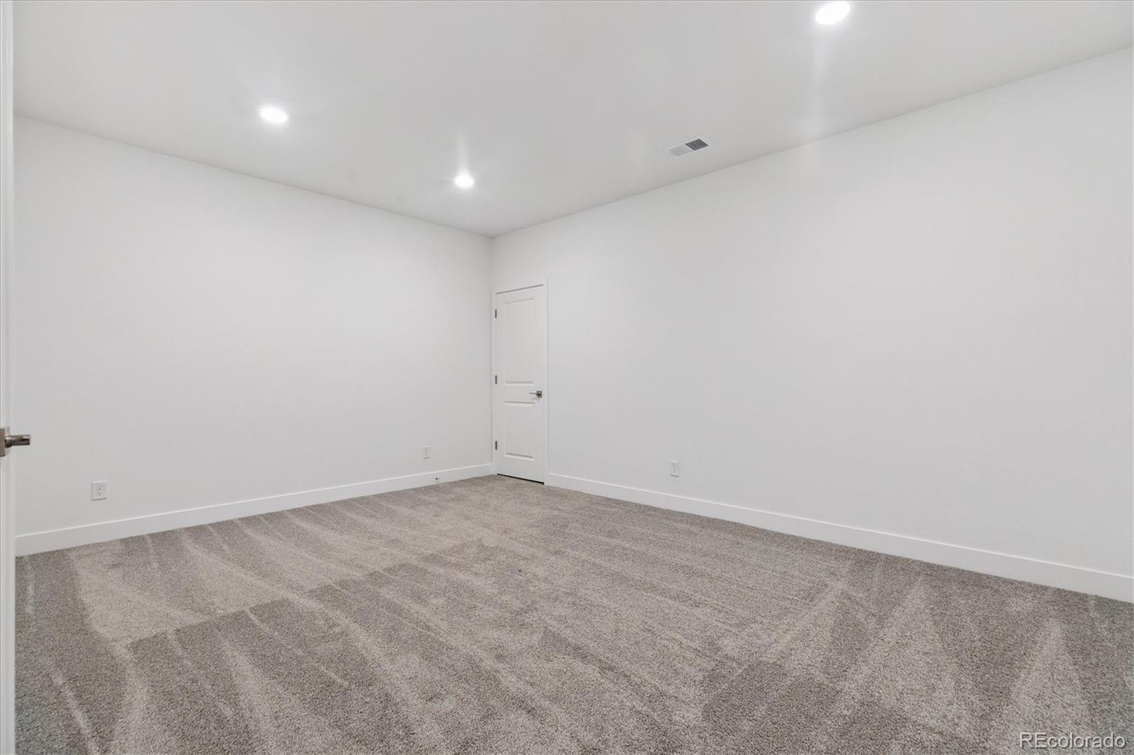 2572 West Bitterroot Place Highlands Ranch, CO 80129 - Photo 24 of 30 a view of empty room