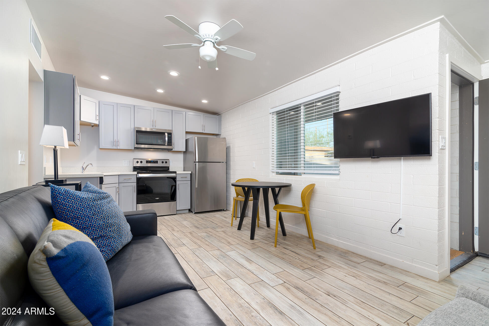 914 South Kenwood Circle Tempe, AZ 85281 - Photo 12 of 49 DSC_9132