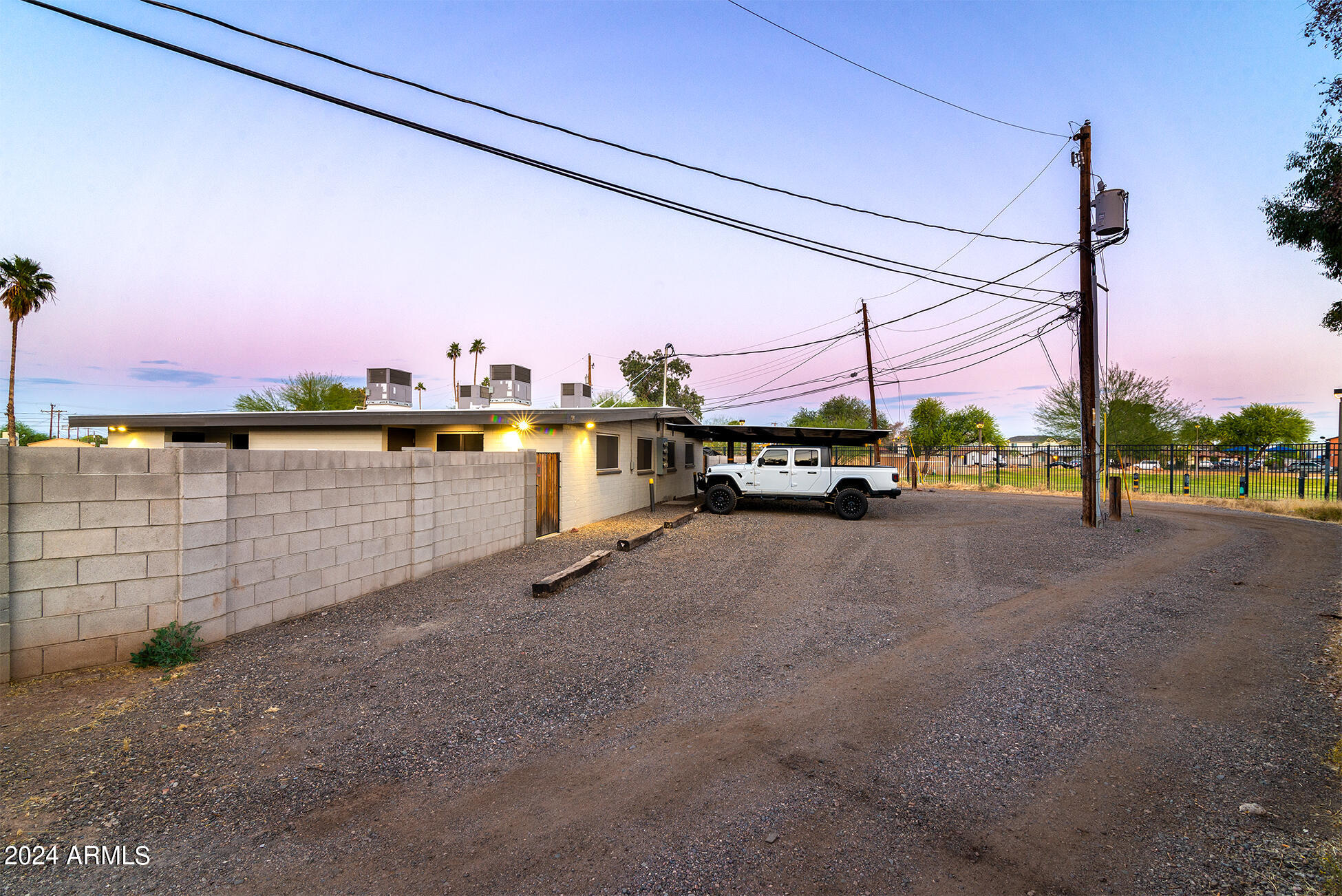 914 South Kenwood Circle Tempe, AZ 85281 - Photo 39 of 49 DSC_9236