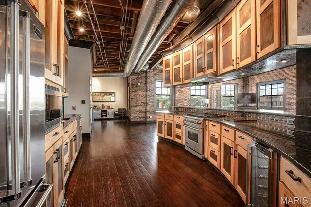 $4,000 | 3041 Olive Street, St. Louis, MO 63103