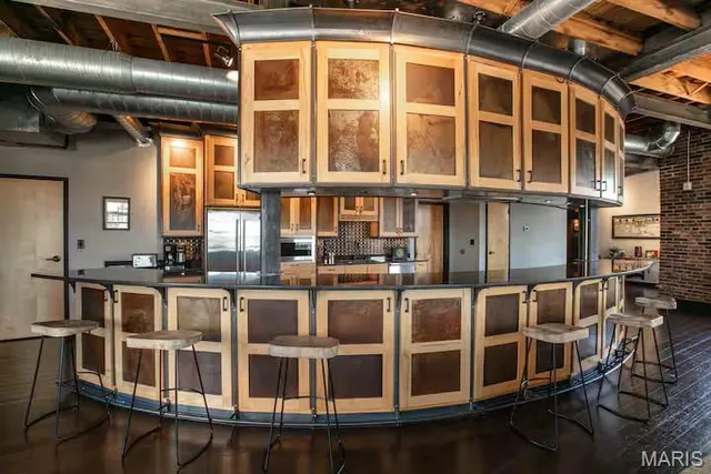 $4,000 | 3041 Olive Street, St. Louis, MO 63103