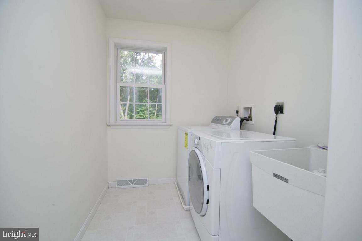 753 Yellow Hill Road Narvon, PA 17555 - Photo 15 of 18 Gallery Image 15