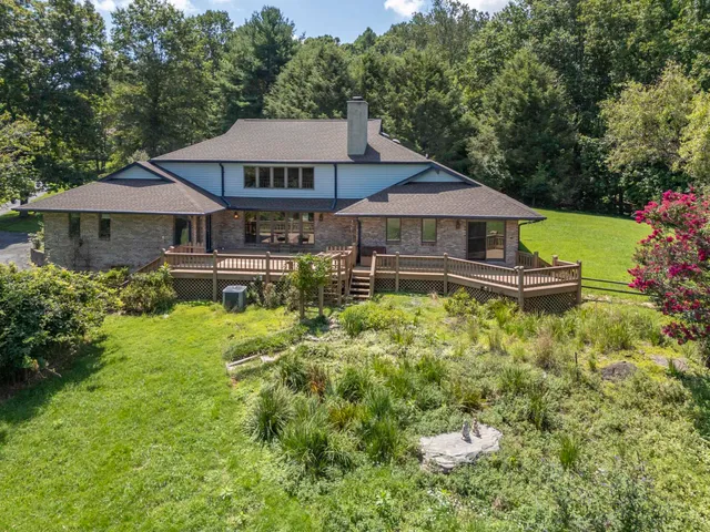 $1,550,000 | 26 Canter Court, Horse Shoe, NC 28742