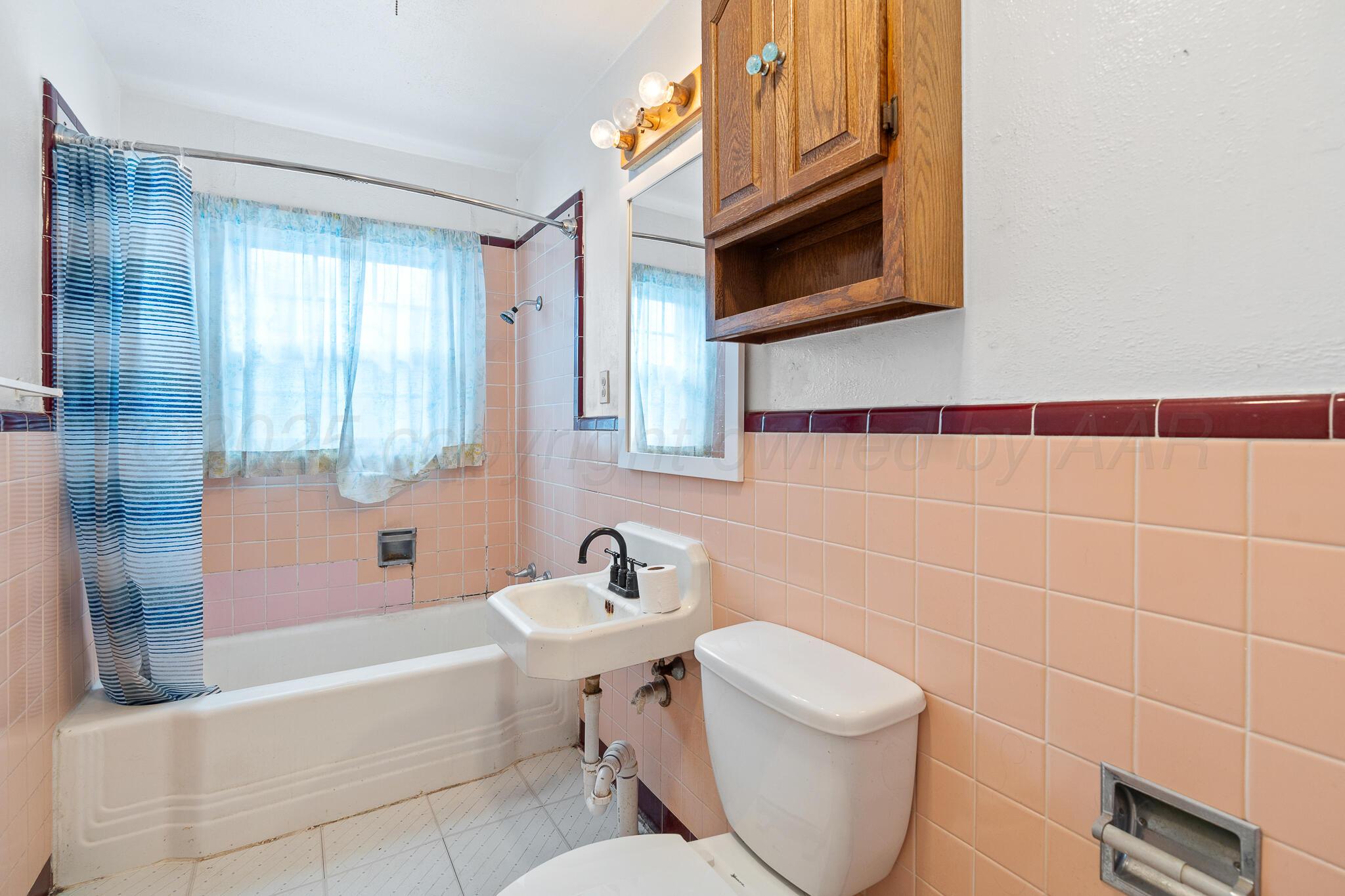 4243 Southwest 14th Avenue Amarillo, TX 79106 - Photo 16 of 22 4243 SW 14th Ave-20