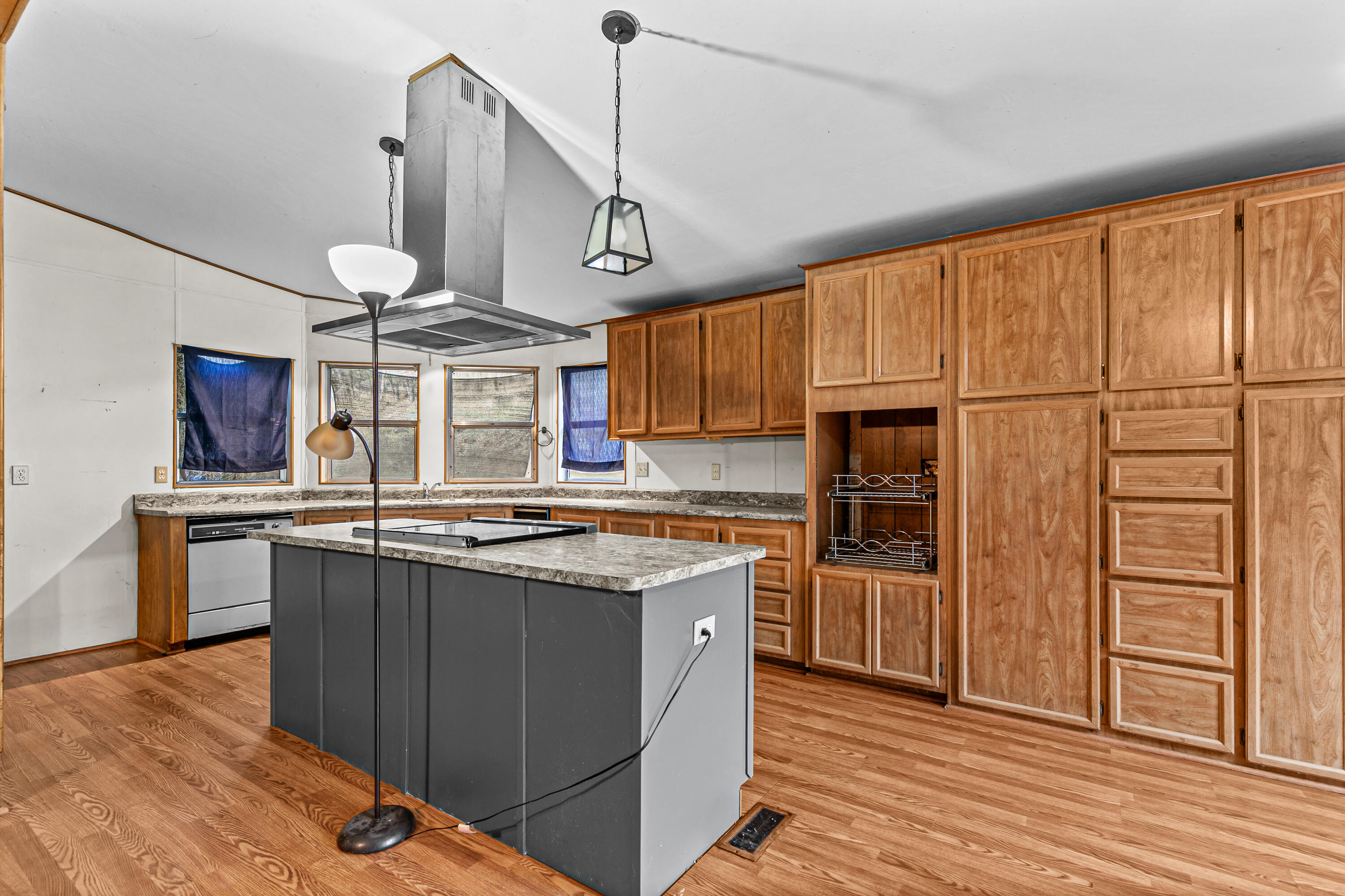 5885 Crowfoot Road Trail, OR 97541 - Photo 16 of 45 9R9A6218