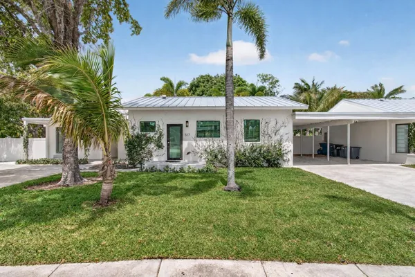 $4,300 | 517 Northwest 1st Street, Delray Beach, FL 33444