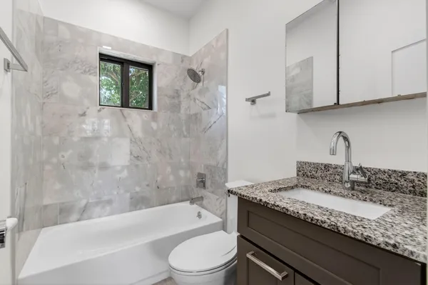 $4,300 | 517 Northwest 1st Street, Delray Beach, FL 33444