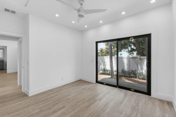 $4,300 | 517 Northwest 1st Street, Delray Beach, FL 33444