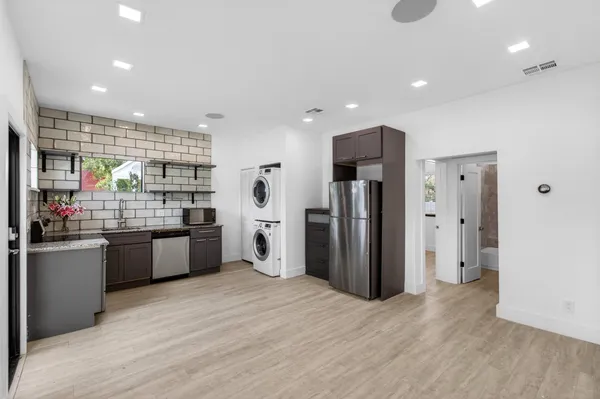 $4,300 | 517 Northwest 1st Street, Delray Beach, FL 33444