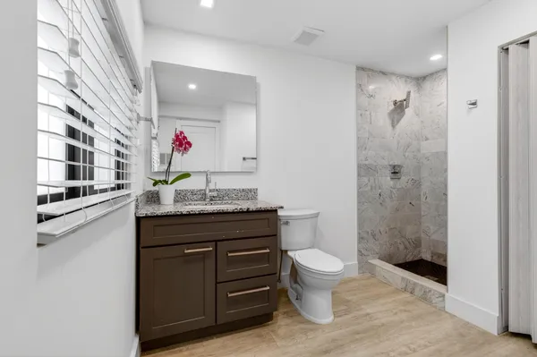$4,300 | 517 Northwest 1st Street, Delray Beach, FL 33444