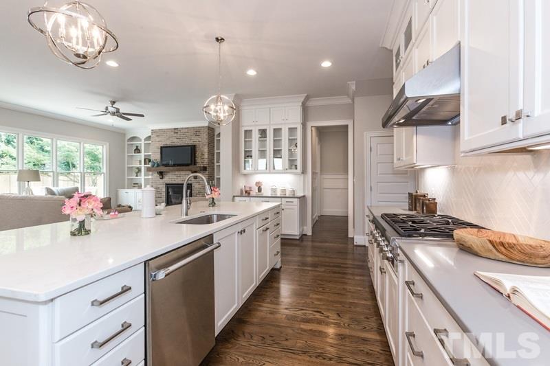 1304 Brooks Avenue Raleigh, NC 27607 - Photo 6 of 25