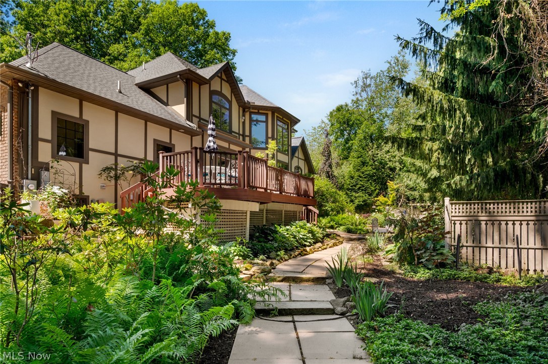 1920 Stockbridge Road Akron, OH 44313 - Photo 43 of 50