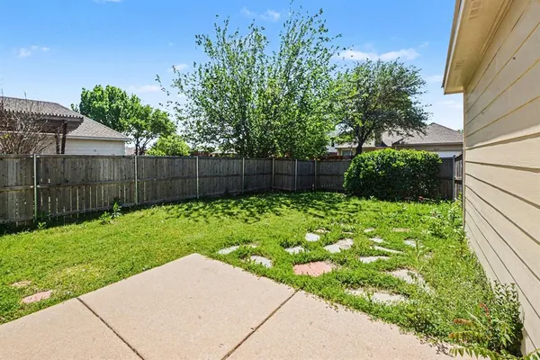 $2,475 | 1550 Charleston Drive, Allen, TX 75002