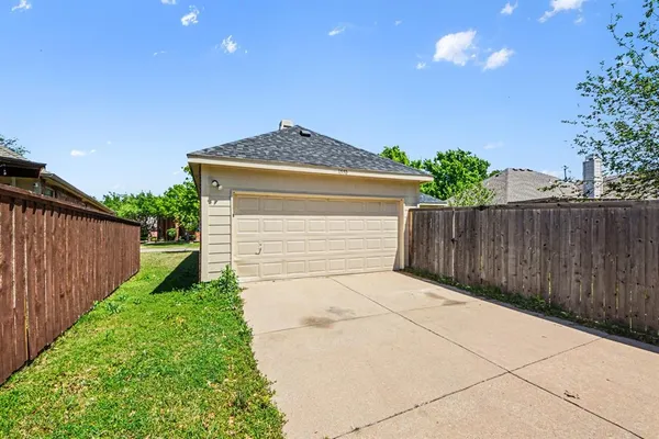 $2,475 | 1550 Charleston Drive, Allen, TX 75002