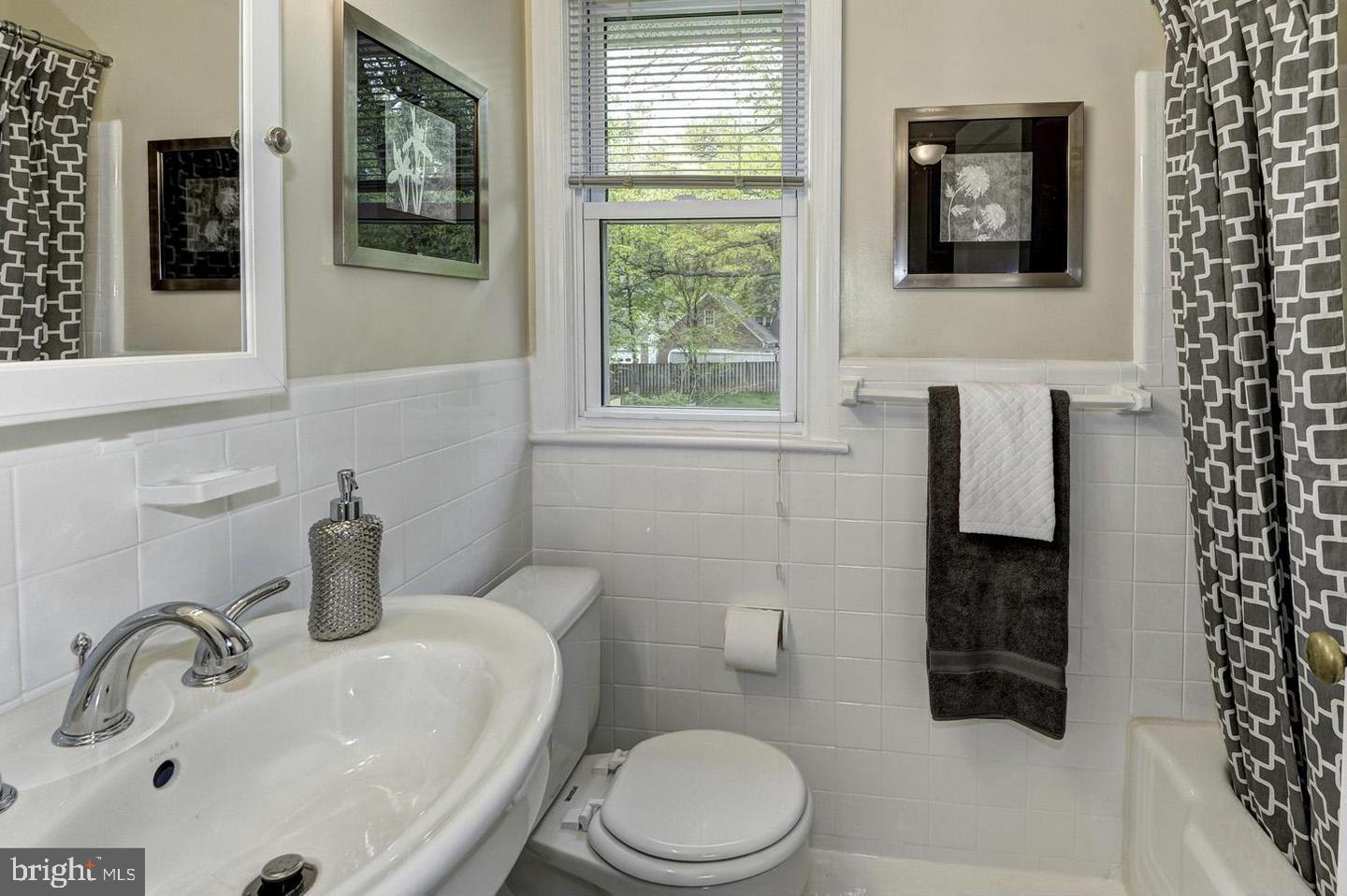 9404 Flower Avenue Silver Spring, MD 20901 - Photo 16 of 45 Hall Bath - Second Floor