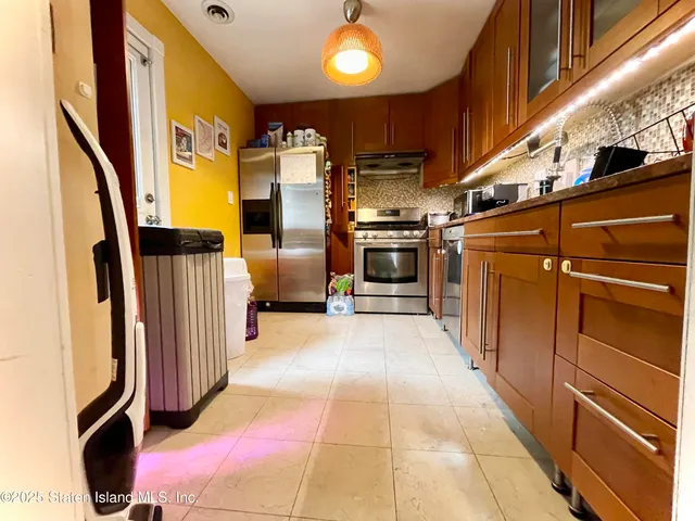 a view of a storage & utility room