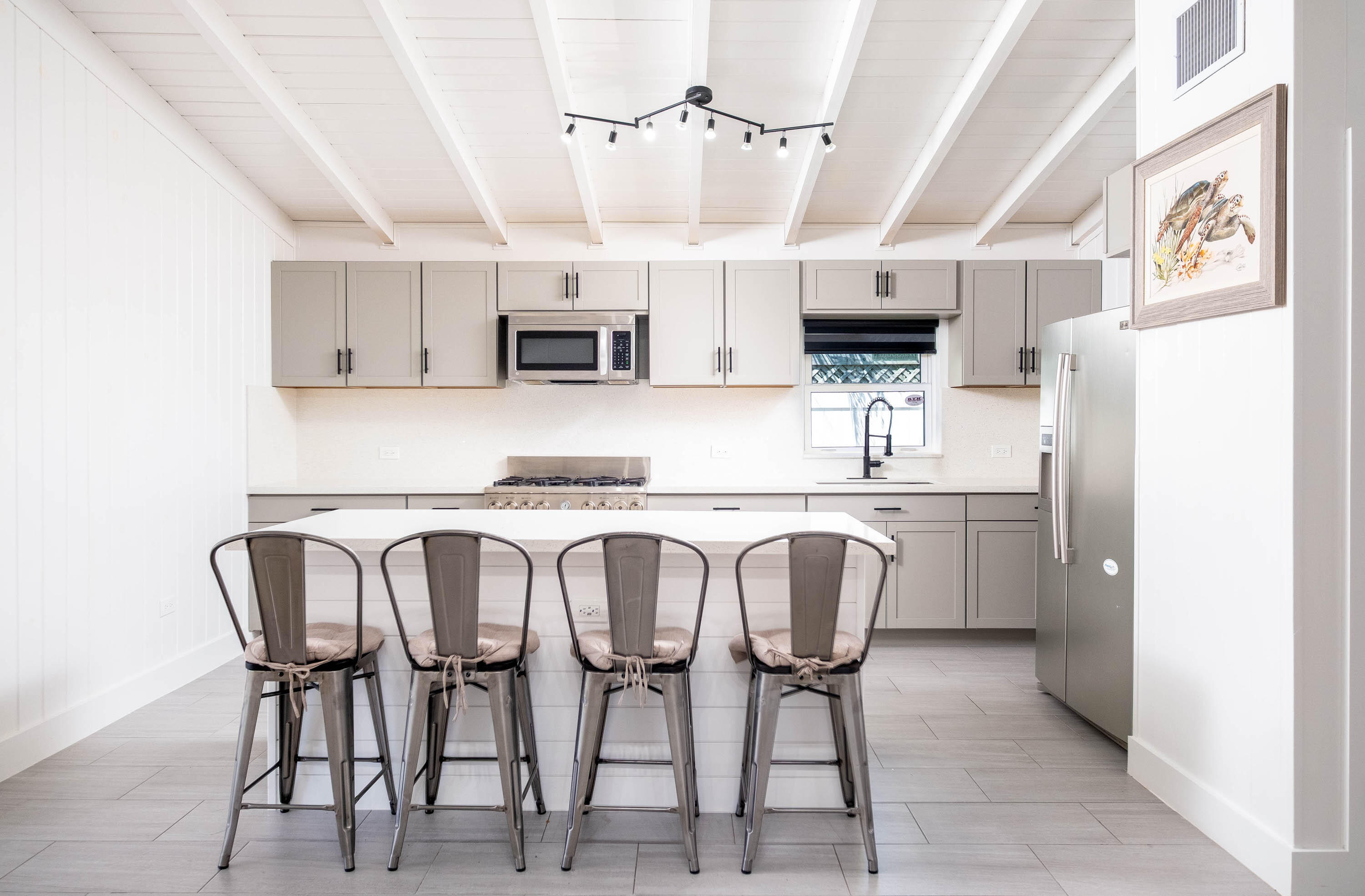 147 Plantation Avenue Tavernier, FL 33070 - Photo 11 of 55 Kitchen