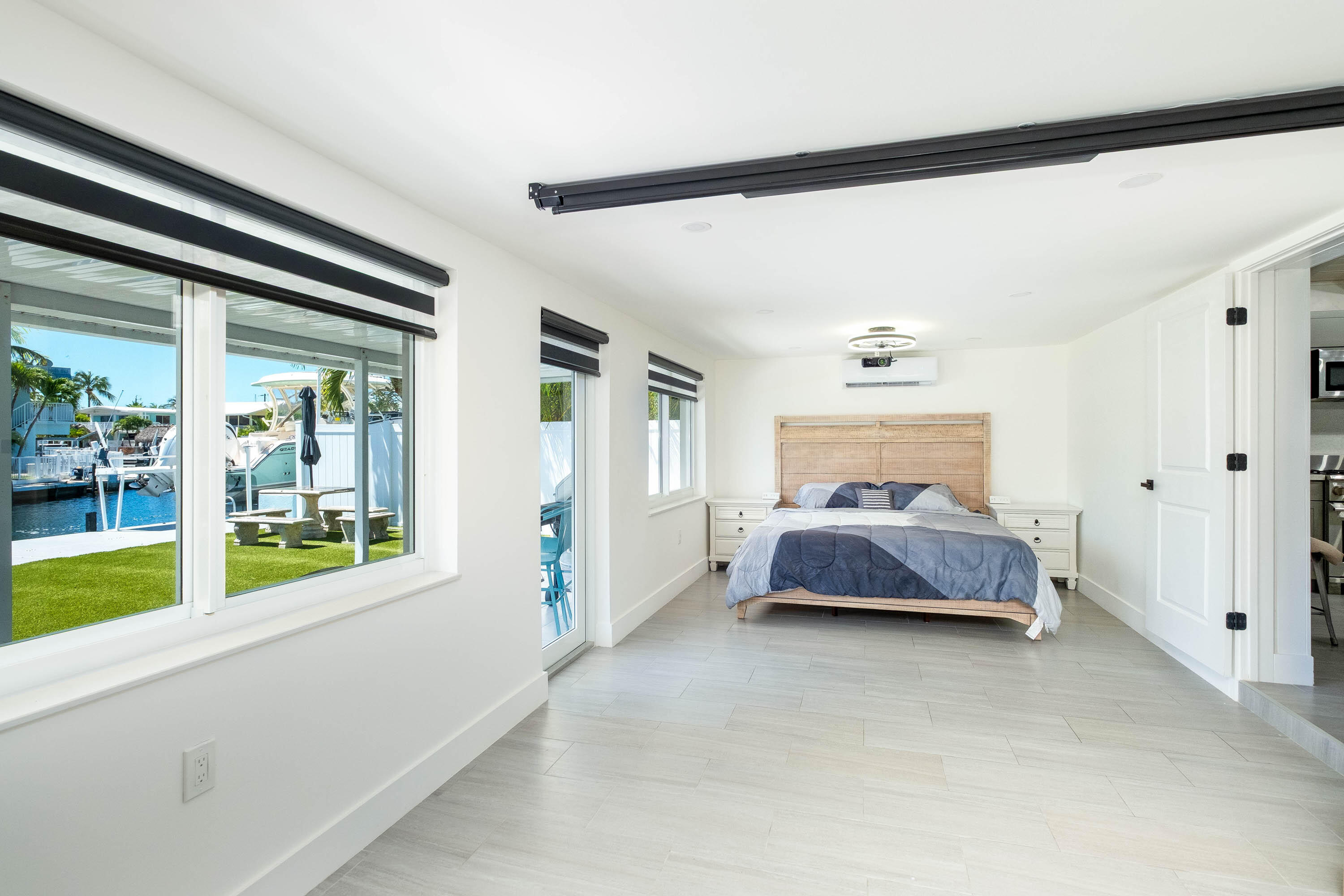 147 Plantation Avenue Tavernier, FL 33070 - Photo 16 of 55 Master Bedroom