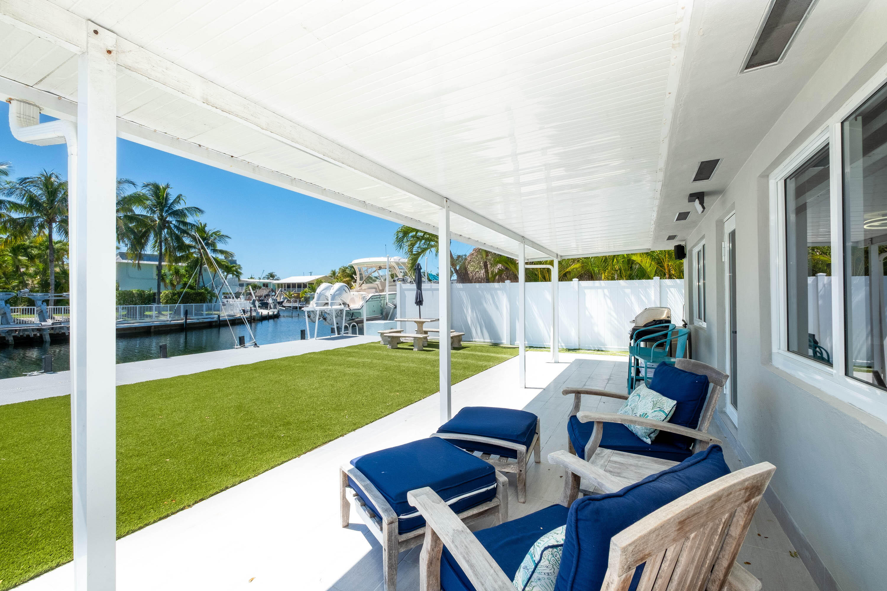 147 Plantation Avenue Tavernier, FL 33070 - Photo 22 of 55 Back Porch