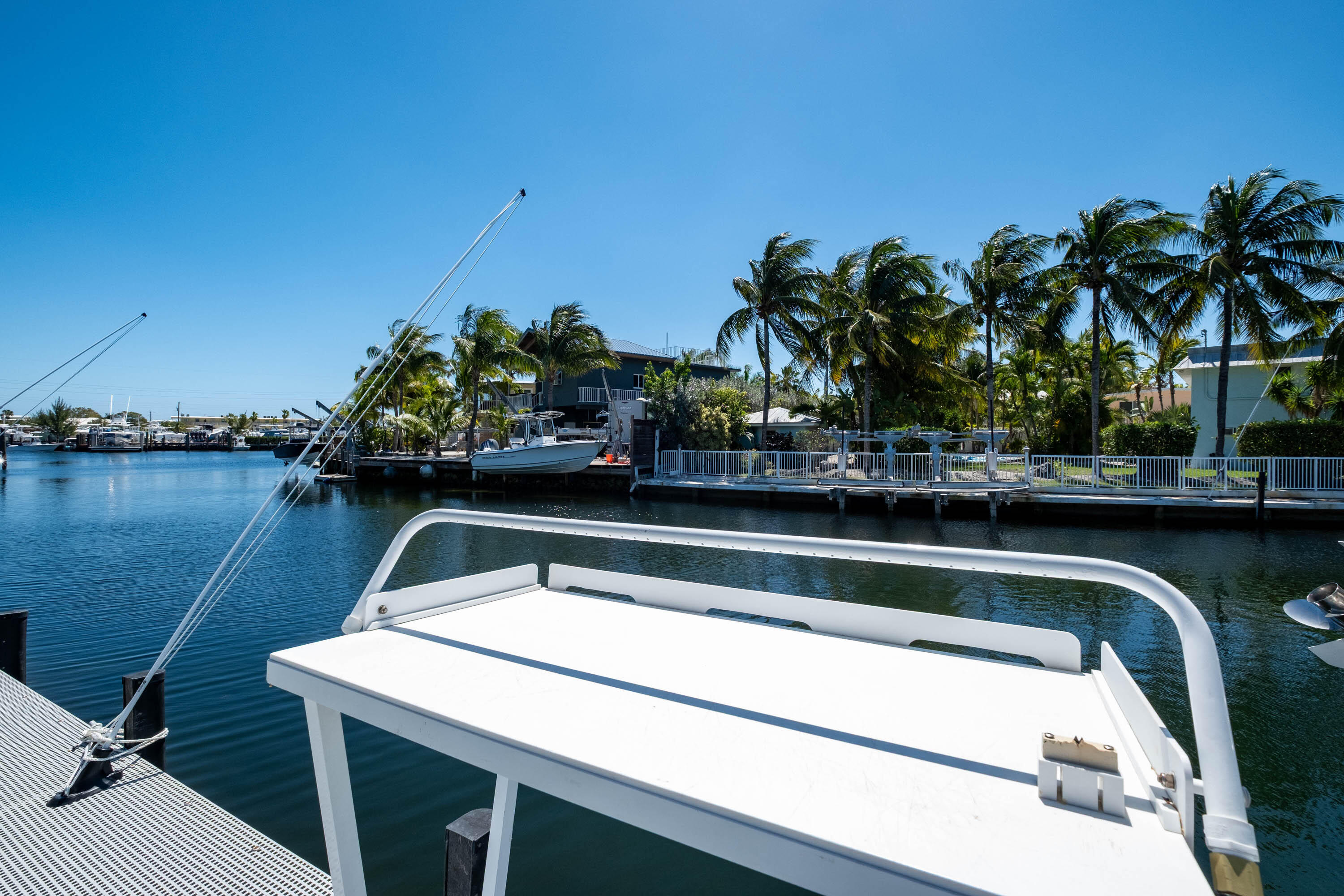 147 Plantation Avenue Tavernier, FL 33070 - Photo 37 of 55 Fish Cleaning Table