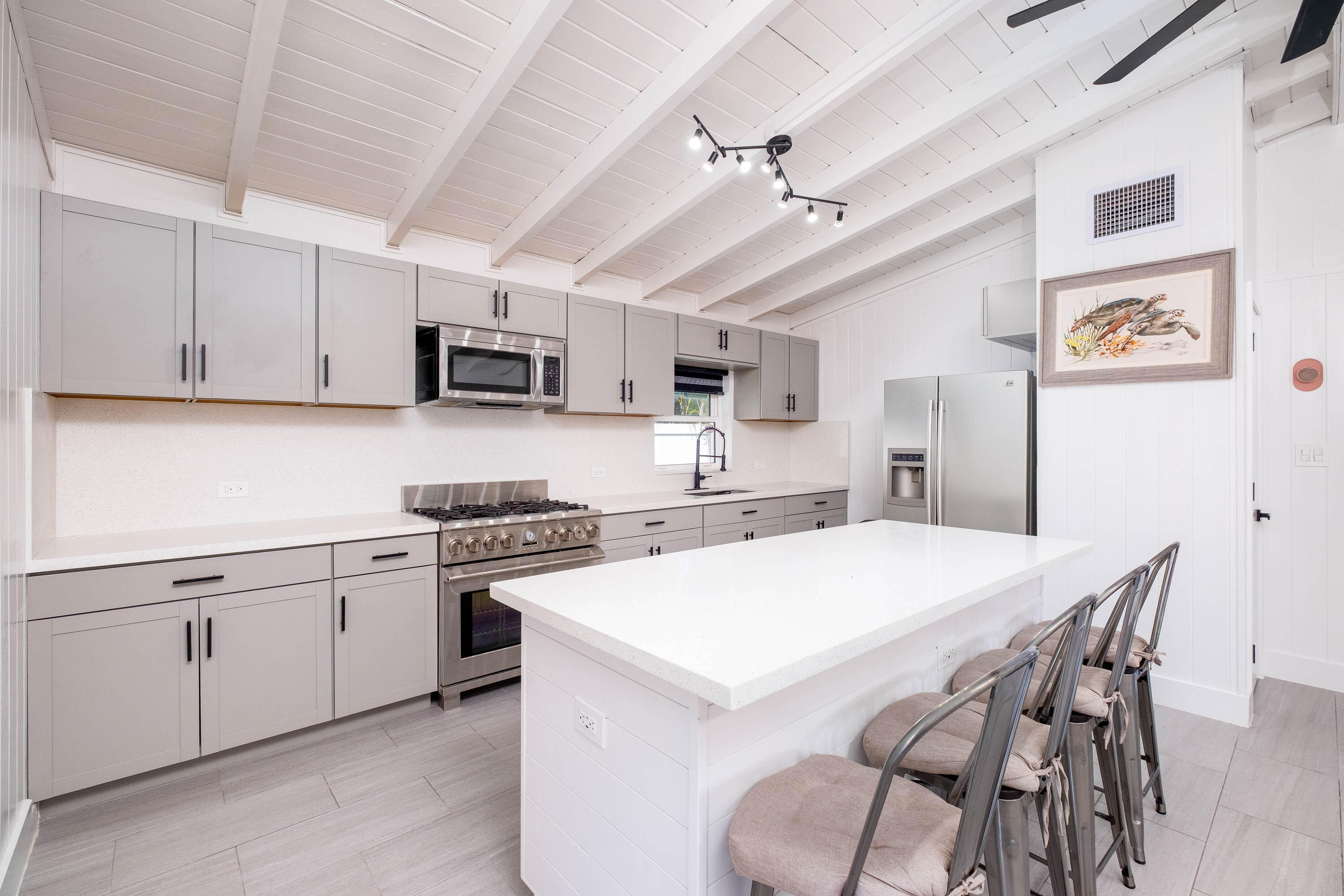 147 Plantation Avenue Tavernier, FL 33070 - Photo 7 of 55 Kitchen