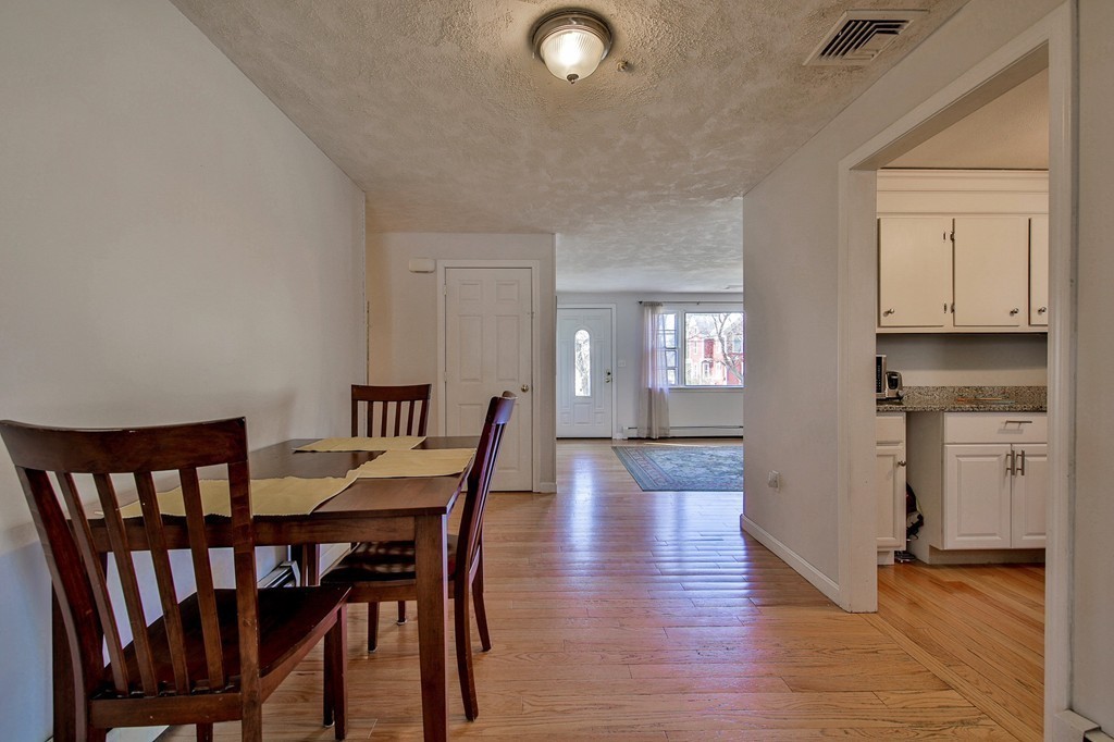 255 Dunstable Road Tyngsboro, MA 01879 - Photo 11 of 22