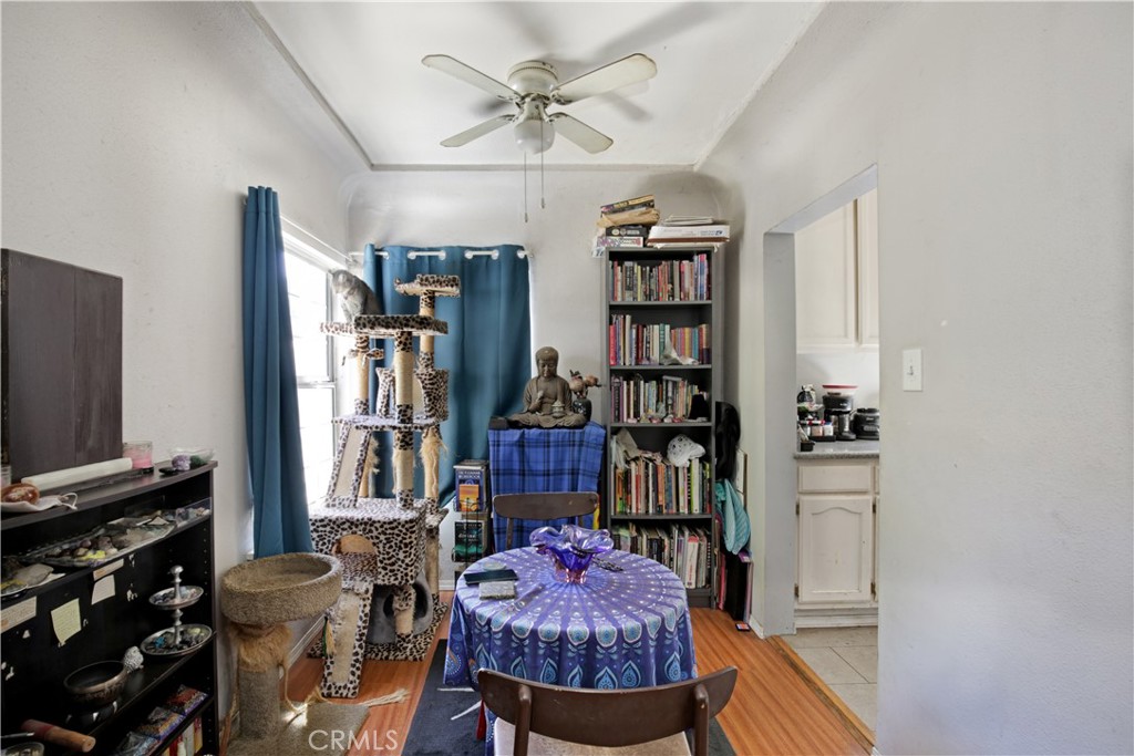 2001 Berkeley Avenue Los Angeles, CA 90026 - Photo 12 of 40 a living room with furniture and a flat screen tv