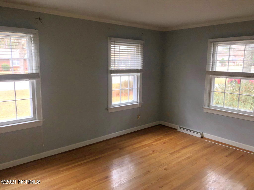 309 Lawson Road Washington, NC 27889 - Photo 7 of 14 BEDROOM 1