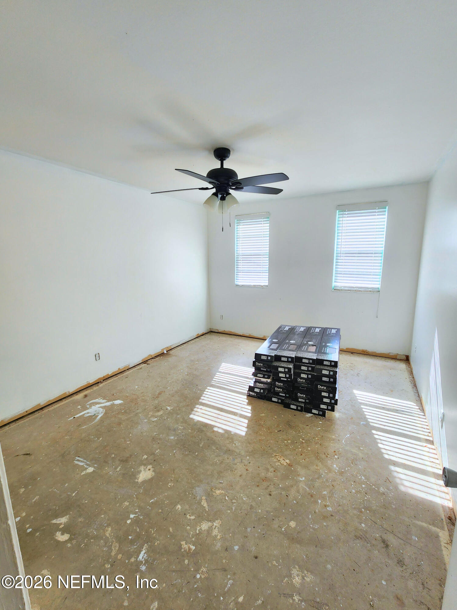 1716 El Camino Road, Unit 1 Jacksonville, FL 32216 - Photo 5 of 15 a view of livingroom with furniture and a ceiling fan
