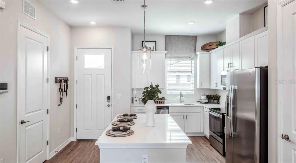 3842 Shayelily Road, Unit ELEVATE Kissimmee, FL 34746 - Photo 17 of 32