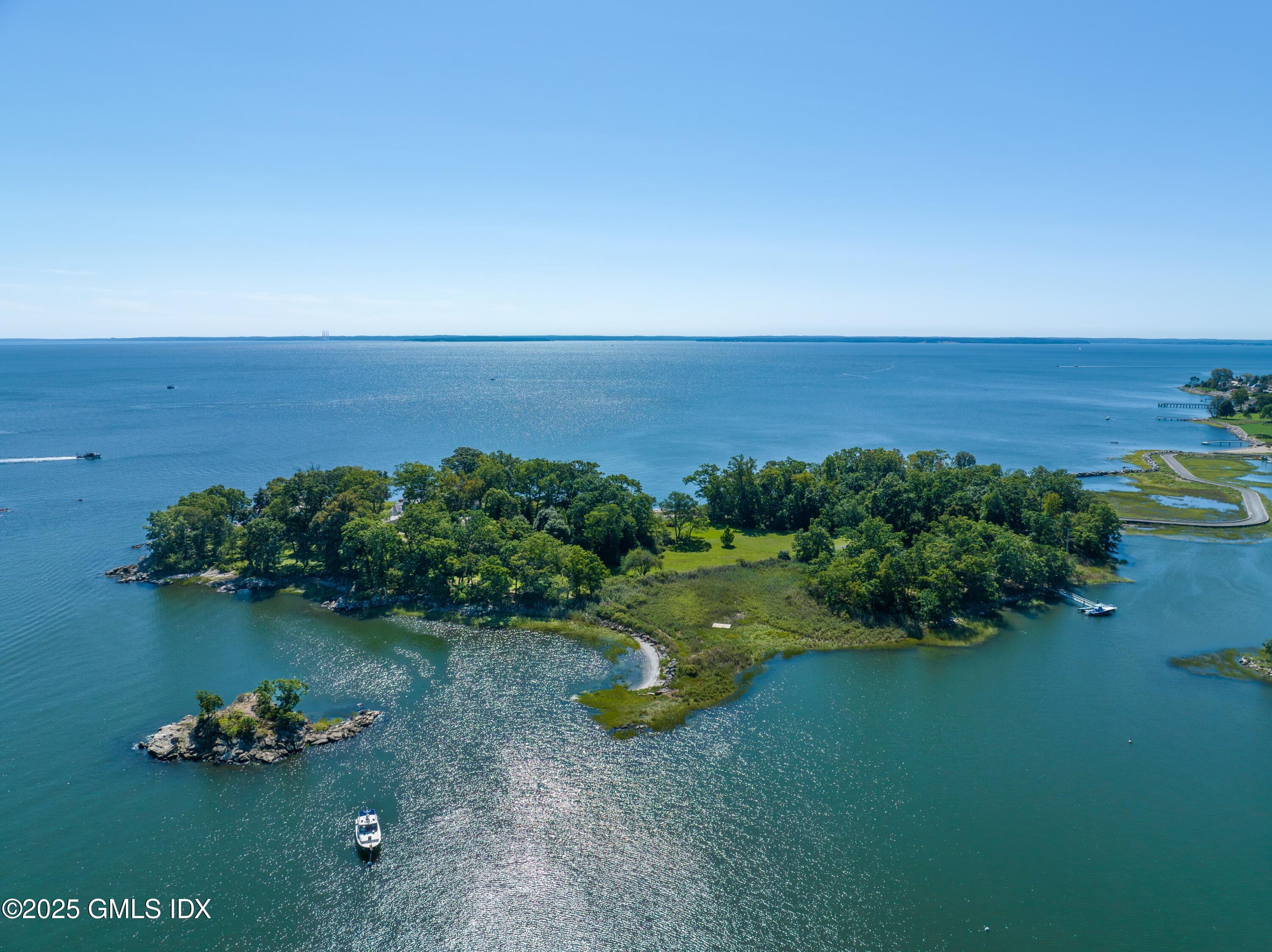 HAY ISLAND AND PINE ISLA