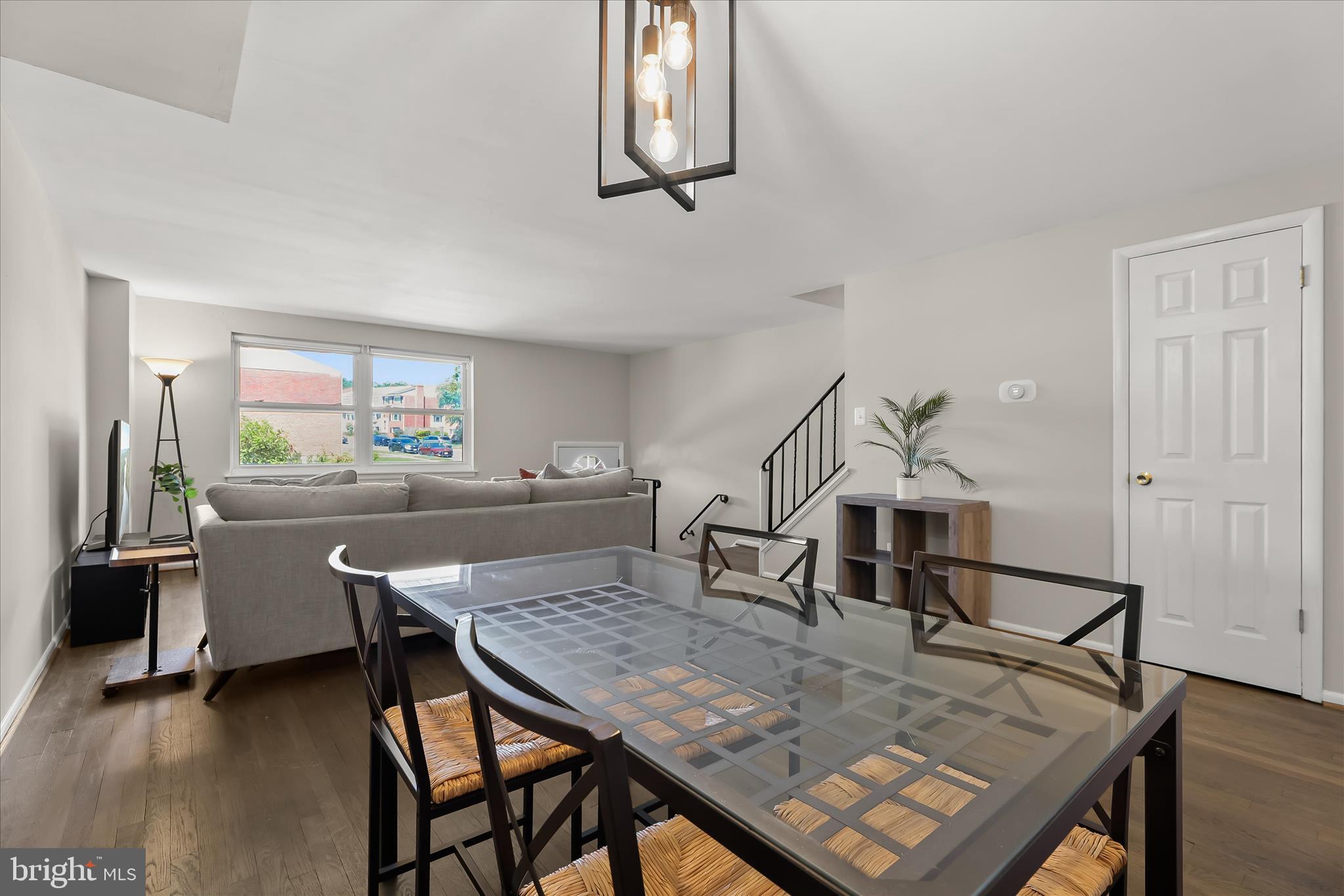 5663 Chelwynd Road Baltimore, MD 21227 - Photo 12 of 44 Dining Room